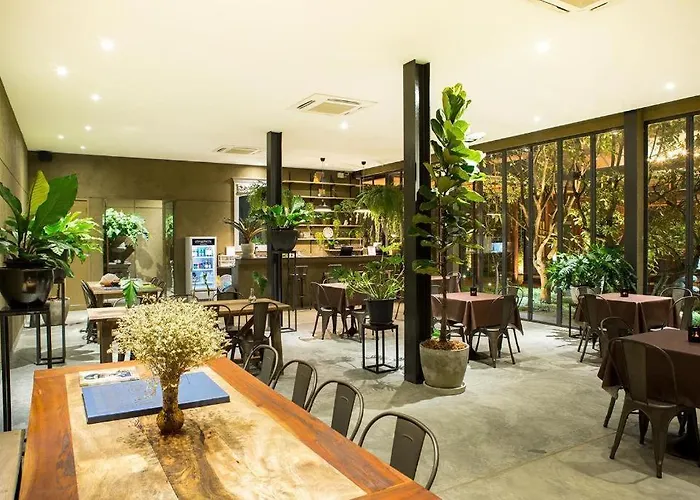 โรงแรม Phingphayla Photharam