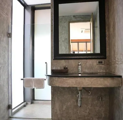 Hotel Phingphayla Photharam