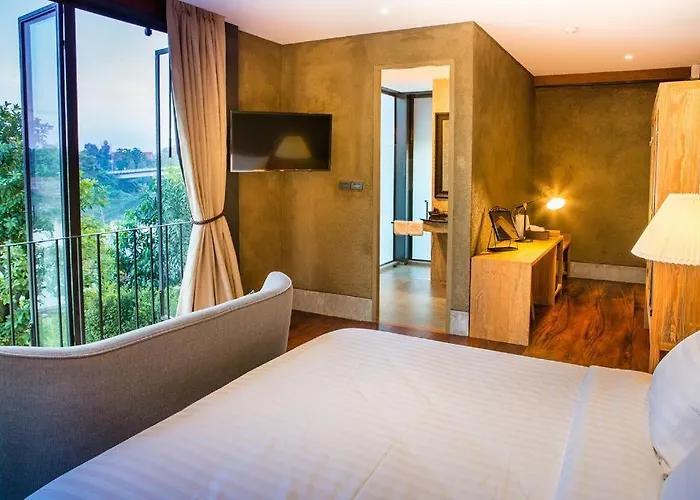 โรงแรม Phingphayla 4*